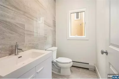 799 End Avenue, Cliffside Park, NJ 07010 - Photo 13