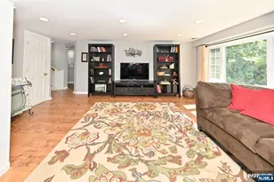 619 Montview Pl, River Vale Township, NJ 07675 - Photo 17