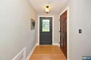 619 Montview Pl, River Vale Township, NJ 07675 - Photo 3