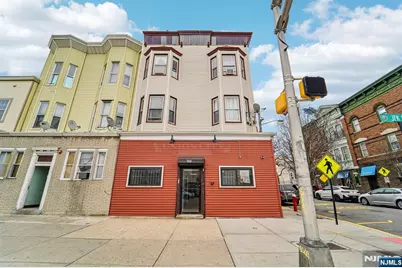 600 Kennedy Boulevard 1 #1, Union City, NJ 07087 - Photo 1