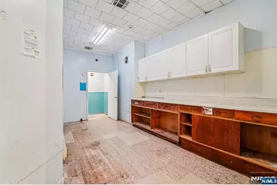 600 Kennedy Boulevard 1 #1, Union City, NJ 07087 - Photo 29