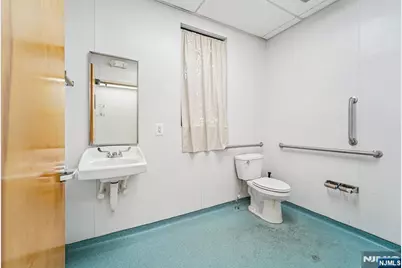 600 Kennedy Boulevard 1 #1, Union City, NJ 07087 - Photo 11