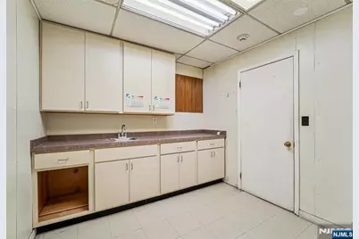 600 Kennedy Boulevard 1 #1, Union City, NJ 07087 - Photo 13