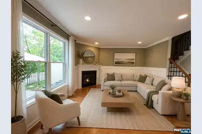 1805 Whitney Lane, Allendale, NJ 07401 - Photo 3