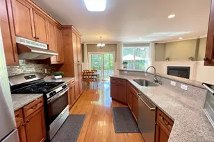 1805 Whitney Ln, Allendale, NJ 07401 - Photo 9