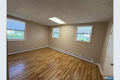 832 Paterson Avenue, East Rutherford, NJ 07073 - Photo 3