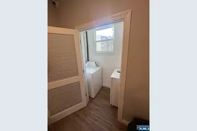 195-197 Ridge Street, Newark, NJ 07104 - Photo 9