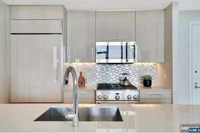 1200 Avenue At Port Imperial 417 #417, Weehawken, NJ 07086 - Photo 7