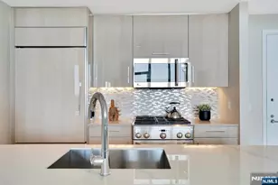 1200 Ave At Port Imperial 417, Weehawken, NJ 07086 - Photo 7