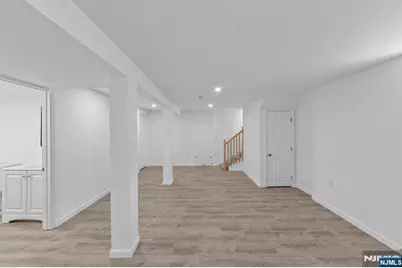 195 Van Winkle Street, East Rutherford, NJ 07073 - Photo 25