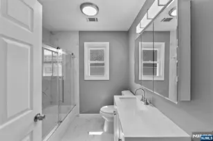 195 Van Winkle St, East Rutherford, NJ 07073 - Photo 41