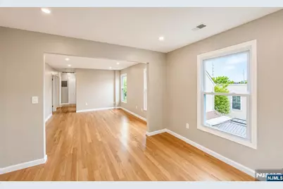 195 Van Winkle Street, East Rutherford, NJ 07073 - Photo 35