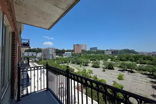 3404 City Pl 3404, Edgewater, NJ 07020 - Photo 5