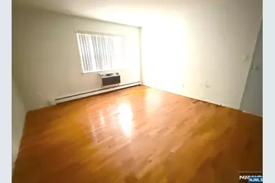 4 Lakeview C #C, Leonia, NJ 07605 - Photo 11