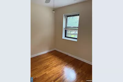 2337 Hudson Terrace B10 #B10, Fort Lee, NJ 07024 - Photo 9