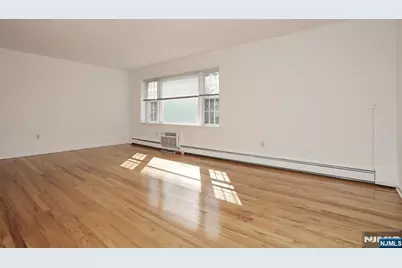 565 Grove Street D-16 #D-16, Clifton, NJ 07013 - Photo 7