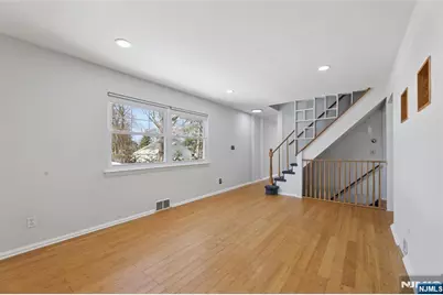 51 Day Avenue, Tenafly, NJ 07670 - Photo 7
