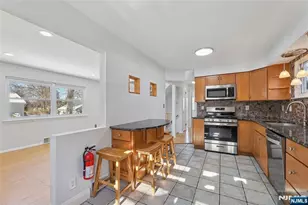 51 Day Ave, Tenafly, NJ 07670 - Photo 9
