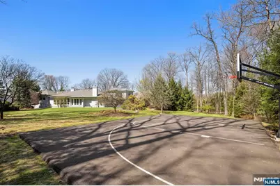 425 Highview Road, Englewood, NJ 07631 - Photo 39