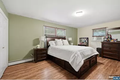 22 Federal Hill Road, Pompton Lakes, NJ 07442 - Photo 15