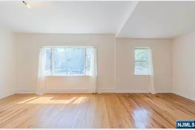 313 Elm Place, Leonia, NJ 07605 - Photo 3