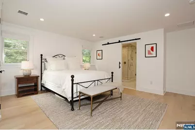 425 Wastena Terrace, Ridgewood, NJ 07450 - Photo 19