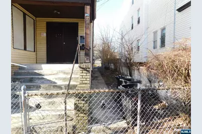 284 Renner Avenue, Newark, NJ 07112 - Photo 3