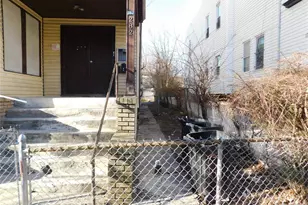 284 Renner Ave, Newark, NJ 07112 - Photo 3