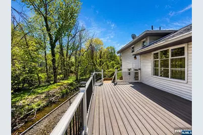 60 Sergent Court, Bergenfield, NJ 07621 - Photo 3