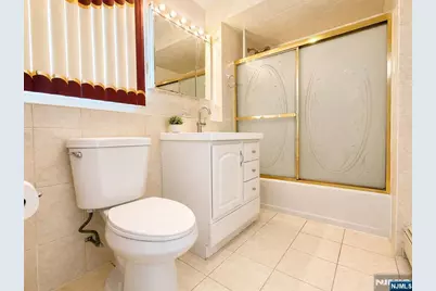 60 Sergent Court, Bergenfield, NJ 07621 - Photo 17