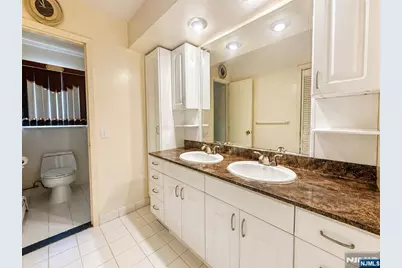 60 Sergent Court, Bergenfield, NJ 07621 - Photo 11
