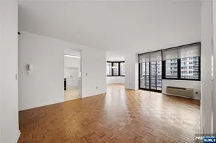 100 Carlyle Dr 10B-South, Cliffside Park, NJ 07010 - Photo 7