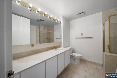 100 Carlyle Drive 10B-South #10B-South, Cliffside Park, NJ 07010 - Photo 15
