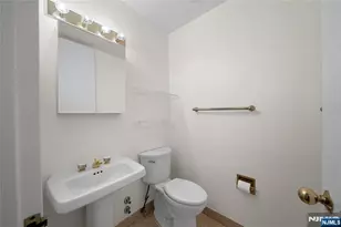 100 Carlyle Dr 10B-South, Cliffside Park, NJ 07010 - Photo 11