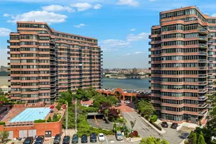 100 Carlyle Dr 10B-South, Cliffside Park, NJ 07010 - Photo 1