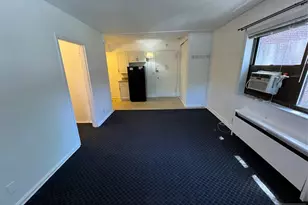 411 Park 2J, Fort Lee, NJ 07024 - Photo 3