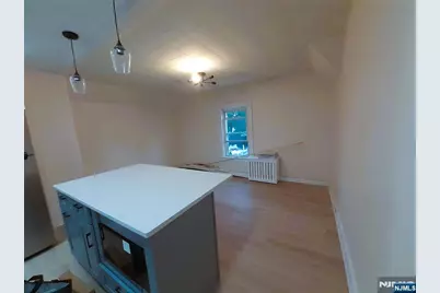 213 Elm Avenue 2Fl #2Fl, Teaneck Township, NJ 07666 - Photo 5