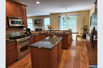 46 Schindler Court, Upper Saddle River, NJ 07458 - Photo 5