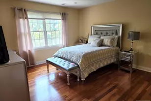 46 Schindler Ct, Upper Saddle River, NJ 07458 - Photo 11