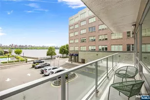 15 Somerset Ln 101, Edgewater, NJ 07020 - Photo 19