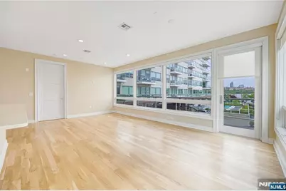 15 Somerset Lane 101 #101, Edgewater, NJ 07020 - Photo 9