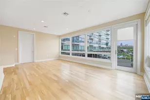 15 Somerset Ln 101, Edgewater, NJ 07020 - Photo 9