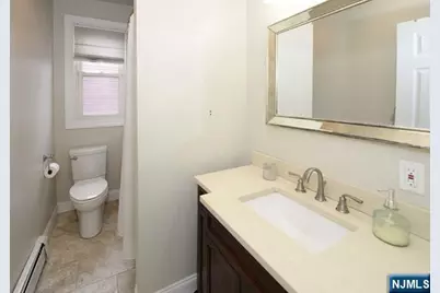 293 Mount Pleasant Avenue 1 #1, Wallington, NJ 07057 - Photo 7