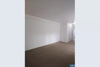 2345 Linwood Avenue 1A #1A, Fort Lee, NJ 07024 - Photo 3