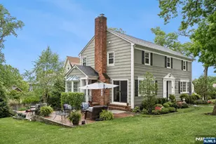 81 Mountain Rd, Verona, NJ 07044 - Photo 29