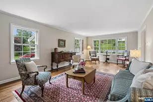 81 Mountain Rd, Verona, NJ 07044 - Photo 5