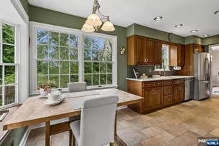 81 Mountain Rd, Verona, NJ 07044 - Photo 9