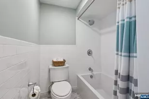 81 Mountain Rd, Verona, NJ 07044 - Photo 21