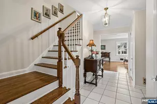 81 Mountain Rd, Verona, NJ 07044 - Photo 3