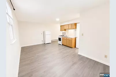 197 Orchard Street 197 #197, East Rutherford, NJ 07073 - Photo 7